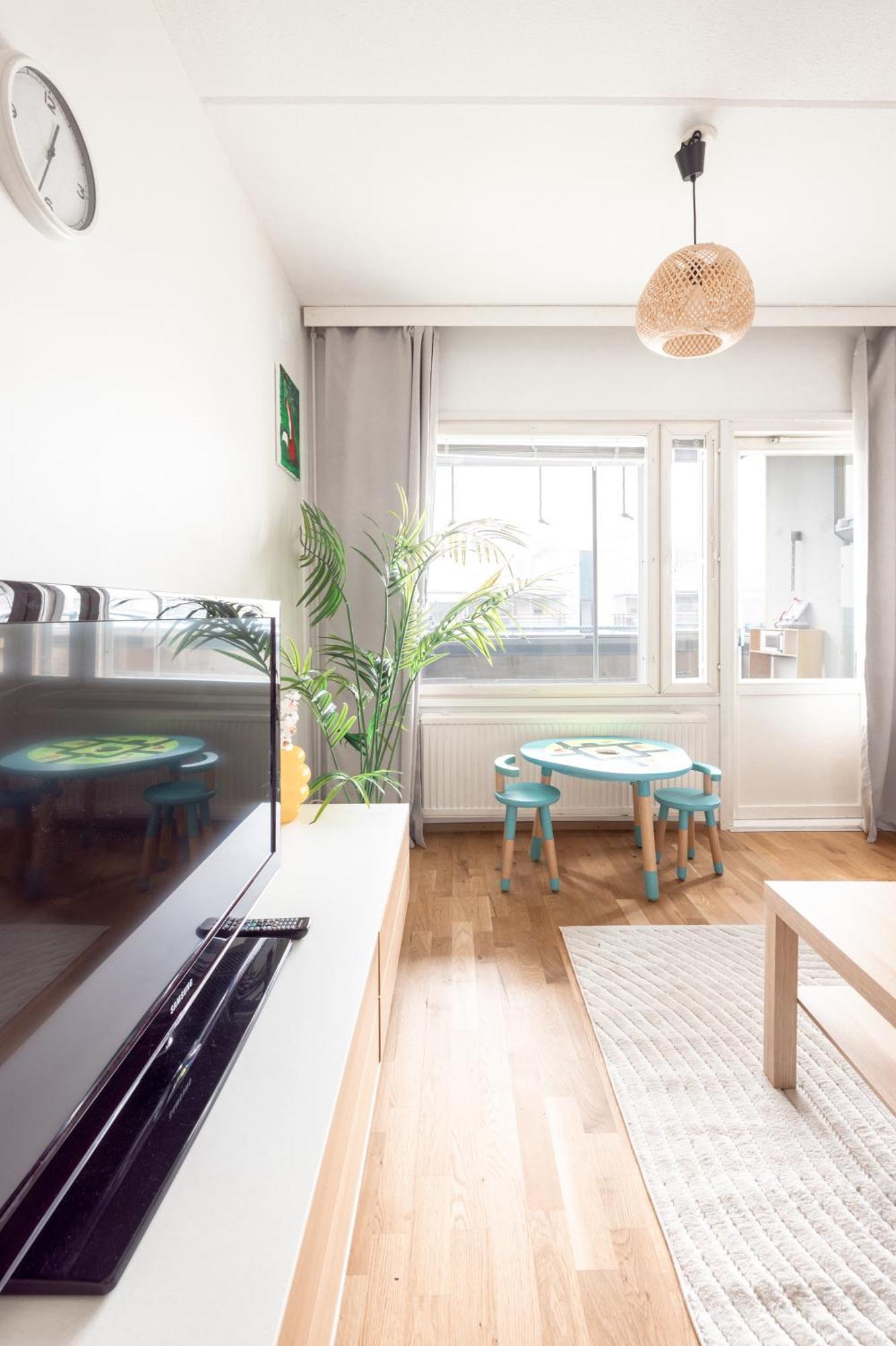 Bright & Comfy 79m2 2br With Sauna And Balcony